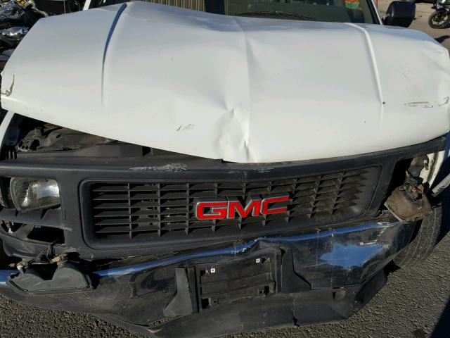 1GTDC14Z1RZ564501 - 1994 GMC SIERRA C15 WHITE photo 7