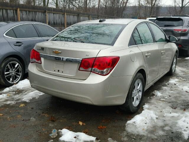 1G1PE5SB3G7126147 - 2016 CHEVROLET CRUZE LIMI GOLD photo 4