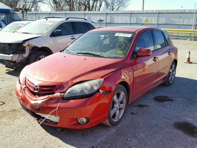 JM1BK143351238018 - 2005 MAZDA 3 HATCHBAC RED photo 2