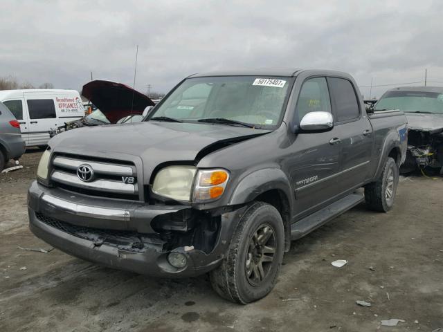 5TBDT44174S449383 - 2004 TOYOTA TUNDRA DOU GRAY photo 2