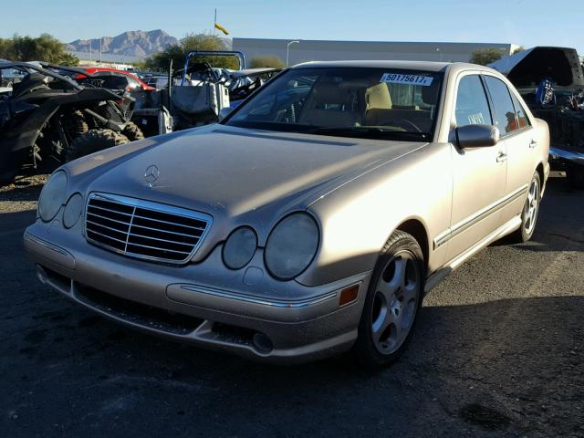 WDBJF70J91B389794 - 2001 MERCEDES-BENZ E 430 TAN photo 2