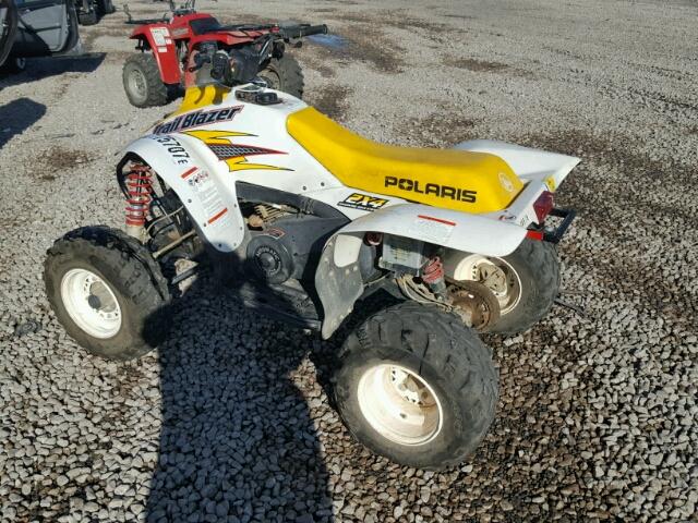 4XABA25C212648473 - 2001 POLARIS TRAIL BLAZ WHITE photo 3