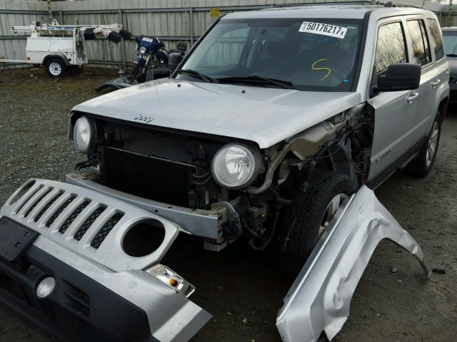 1C4NJRBBXDD101602 - 2013 JEEP PATRIOT SP SILVER photo 2