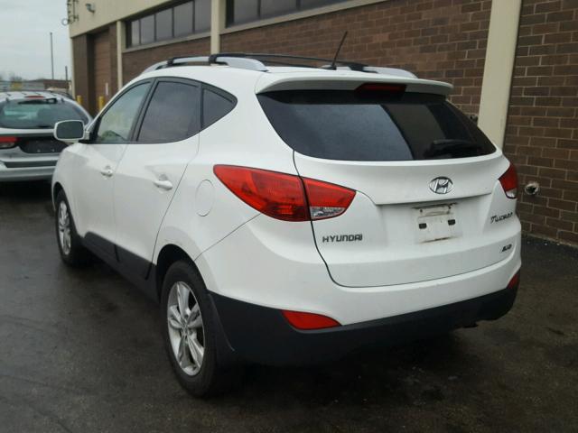 KM8JUCAC9BU245678 - 2011 HYUNDAI TUCSON GLS WHITE photo 3