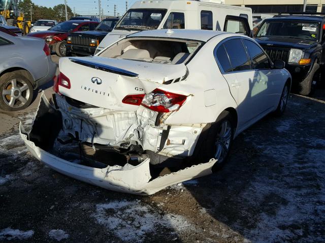 JN1CV6AP5DM711708 - 2013 INFINITI G37 BASE WHITE photo 4