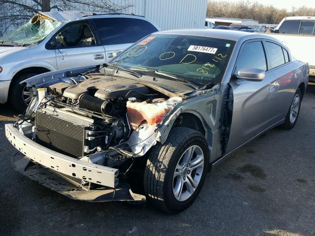 2C3CDXBG8FH812112 - 2015 DODGE CHARGER SE SILVER photo 2