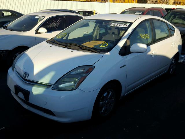 JTDKB20U383384576 - 2008 TOYOTA PRIUS WHITE photo 2