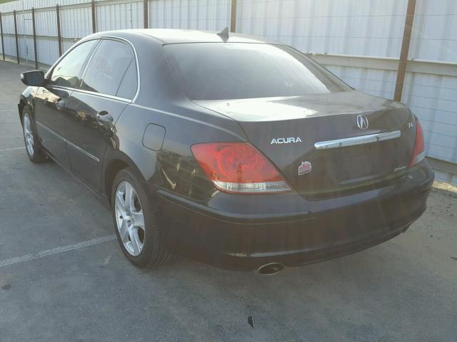 JH4KB16565C006949 - 2005 ACURA RL BLACK photo 3