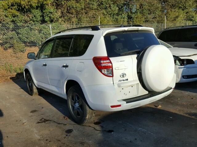 2T3BF4DV7CW197575 - 2012 TOYOTA RAV4 WHITE photo 3