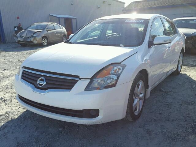 1N4BL21E77C161613 - 2007 NISSAN ALTIMA 3.5 WHITE photo 2