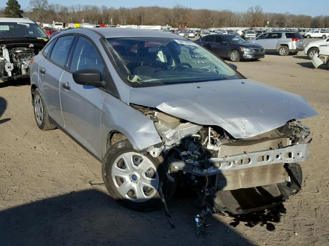 1FAHP3E27CL182623 - 2012 FORD FOCUS S SILVER photo 1