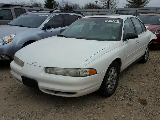 1G3WH52H71F260929 - 2001 OLDSMOBILE INTRIGUE G WHITE photo 2