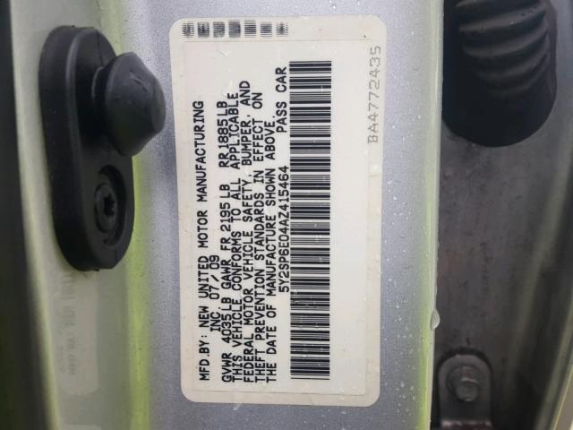 5Y2SP6E04AZ415464 - 2010 PONTIAC VIBE SILVER photo 10