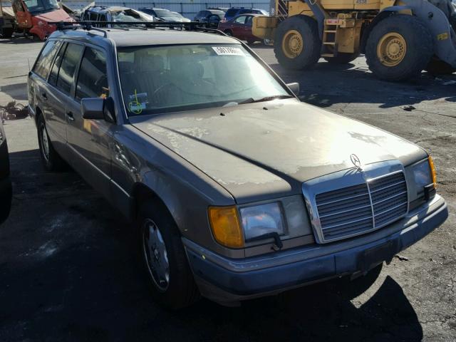 WDBEA90D6NF188648 - 1992 MERCEDES-BENZ 300 TE SILVER photo 1