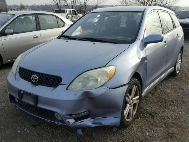 2T1KR32E13C034418 - 2003 TOYOTA MATRIX XR BLUE photo 2