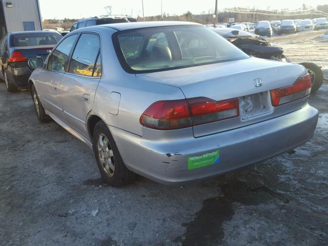 1HGCG66842A158641 - 2002 HONDA ACCORD EX SILVER photo 3