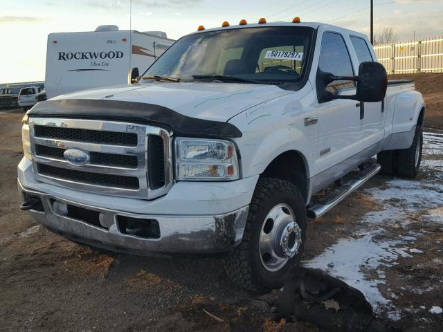 1FTWW33P25EB74648 - 2005 FORD F350 SUPER WHITE photo 2