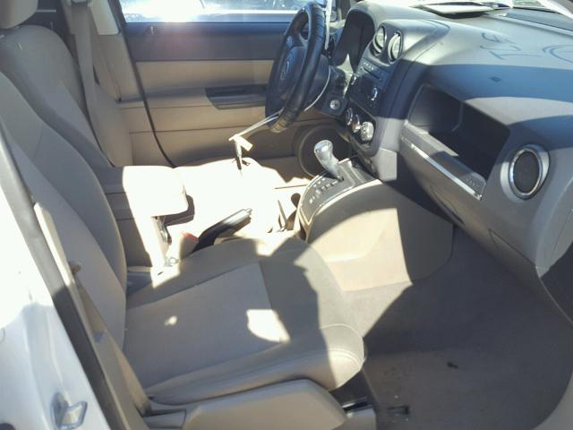 1C4NJCEB6CD514849 - 2012 JEEP COMPASS LA WHITE photo 5