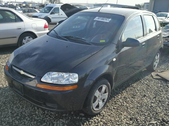 KL1TD66606B577650 - 2006 CHEVROLET AVEO BASE Qara foto 2