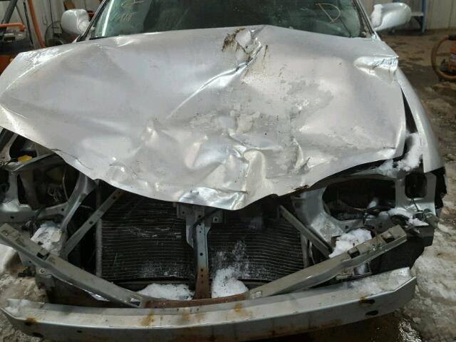 3N1CB51D32L595795 - 2002 NISSAN SENTRA XE SILVER photo 9