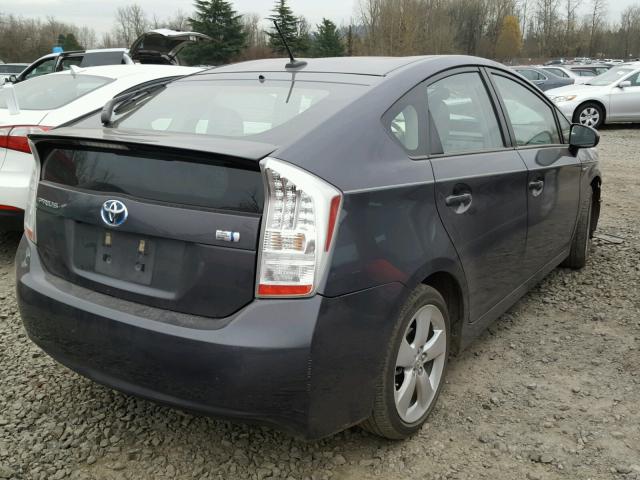 JTDKN3DU2B5346081 - 2011 TOYOTA PRIUS BLUE photo 4