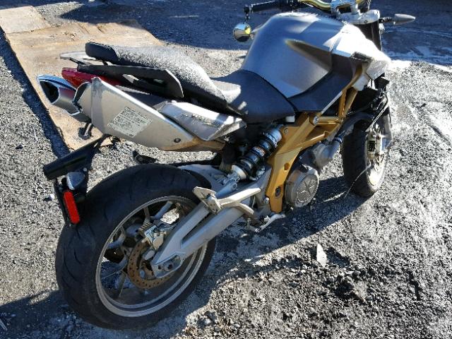 ZD4RAC0018S000289 - 2008 APRILIA SHIVER SL7 SILVER photo 4