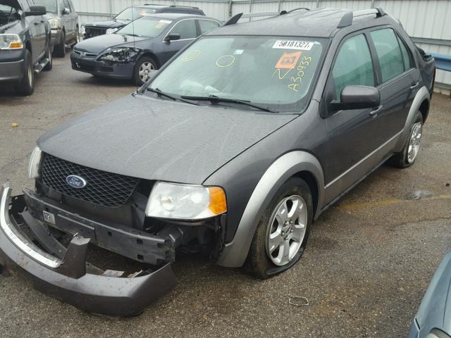 1FMZK021X5GA30933 - 2005 FORD FREESTYLE GRAY photo 2