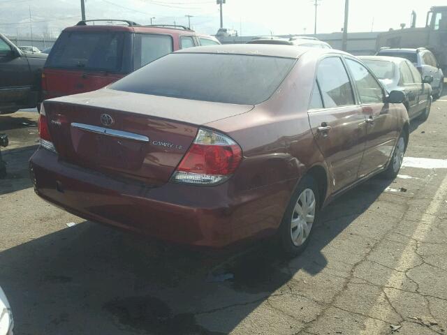 4T1BE32K55U074679 - 2005 TOYOTA CAMRY LE RED photo 4