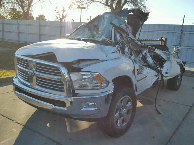 3C6UR5DLXGG224057 - 2016 RAM 2500 SLT WHITE photo 2