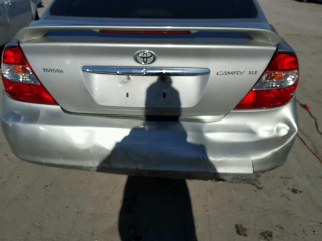 4T1BE32KX4U830134 - 2004 TOYOTA CAMRY LE SILVER photo 9