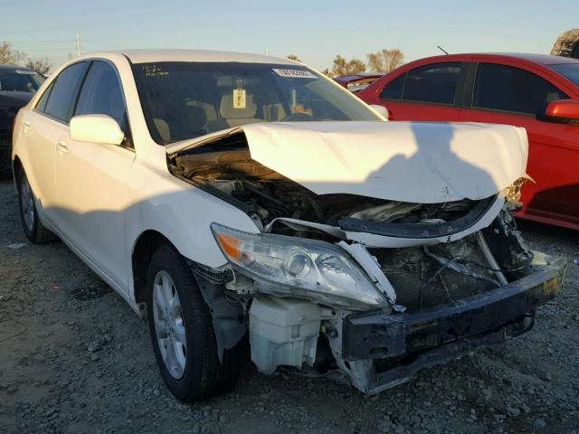 4T1BF3EK1AU565852 - 2010 TOYOTA CAMRY BASE WHITE photo 1