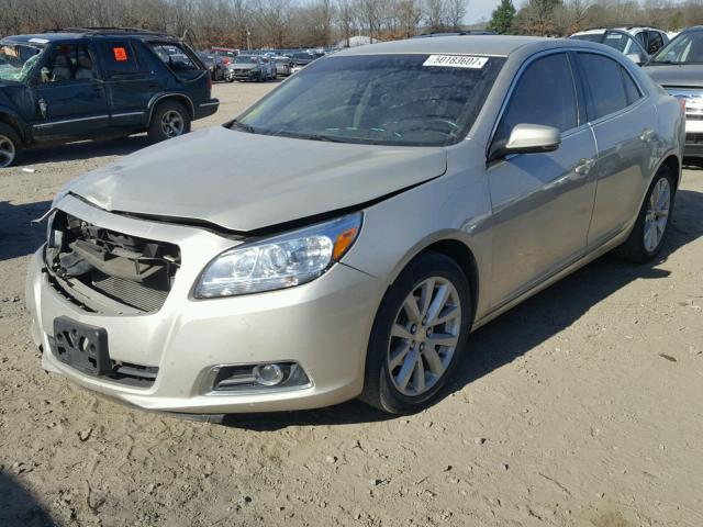 1G11E5SA9DF257193 - 2013 CHEVROLET MALIBU 2LT GOLD photo 2