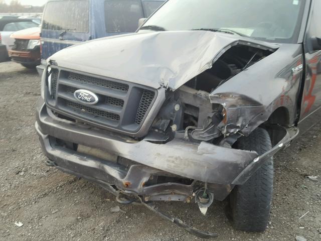 1FTPX14505NA23696 - 2005 FORD F150 GRAY photo 9