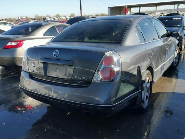 1N4AL11D15C358299 - 2005 NISSAN ALTIMA S GRAY photo 4