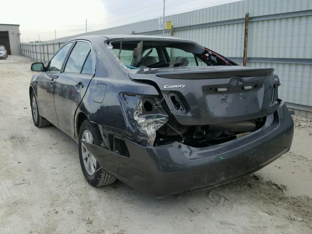 4T1BK46KX8U070480 - 2008 TOYOTA CAMRY LE ნაცრისფერი ფოტო 3