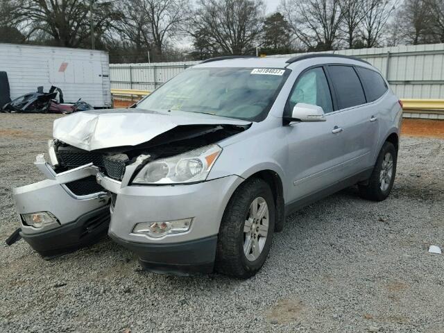 1GNKVGED2BJ396239 - 2011 CHEVROLET TRAVERSE L SILVER photo 2