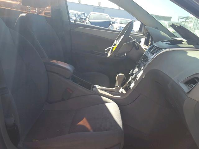 1G1ZA5E10BF243741 - 2011 CHEVROLET MALIBU LS ვერცხლისფერი ფოტო 5