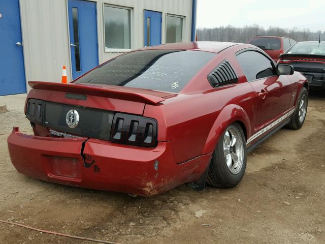 1ZVFT80N875349493 - 2007 FORD MUSTANG RED photo 4