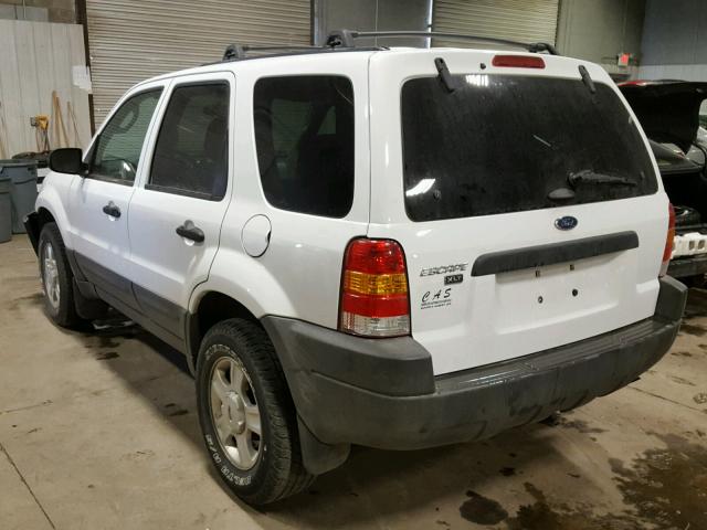 1FMYU93164DA16858 - 2004 FORD ESCAPE XLT WHITE photo 3