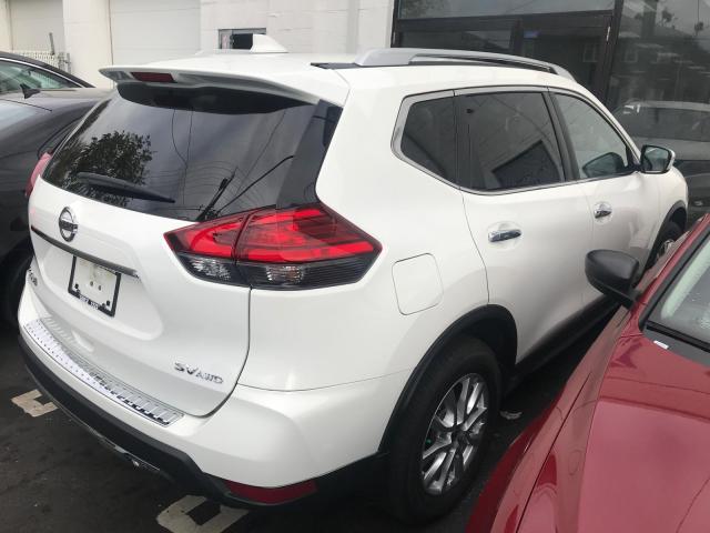 JN8AT2MV8HW007336 - 2017 NISSAN ROGUE S WHITE photo 3