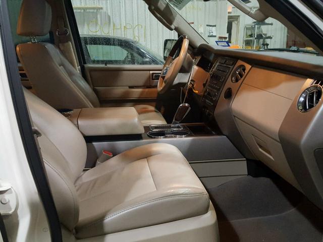 1FMFU19538LA36841 - 2008 FORD EXPEDITION WHITE photo 5