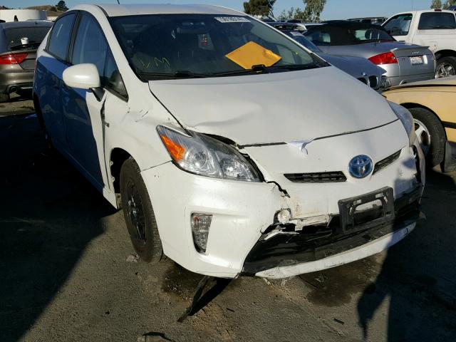 JTDKN3DU1D5575225 - 2013 TOYOTA PRIUS WHITE photo 1