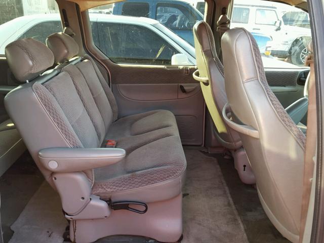 1C4GJ44G5YB642644 - 2000 CHRYSLER GRAND VOYA Yaşıl foto 6