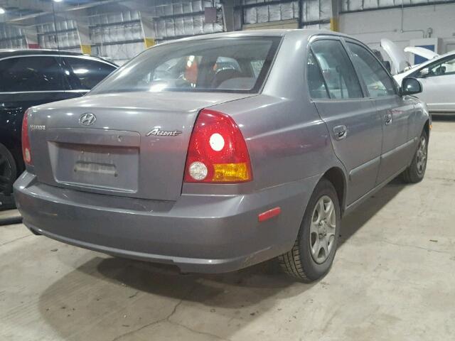 KMHCG45C45U626519 - 2005 HYUNDAI ACCENT GL GRAY photo 4