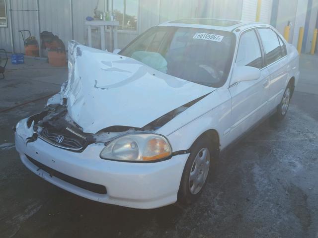 2HGEJ8642VH518806 - 1997 HONDA CIVIC EX WHITE photo 2