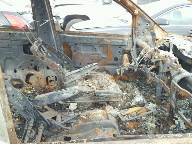 1N6AA07A74N557249 - 2004 NISSAN TITAN XE BURN photo 5