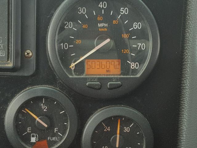 1VHFH3G22A6706997 - 2010 ORION BUS ORION VII WHITE photo 8