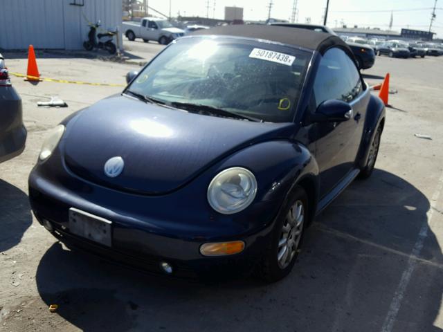 3VWCM21Y34M305686 - 2004 VOLKSWAGEN NEW BEETLE 蓝色 照片 2