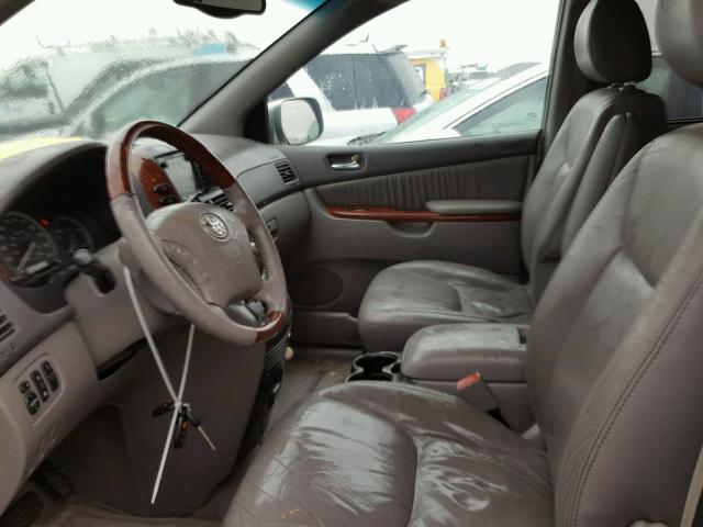 5TDBA22C84S020525 - 2004 TOYOTA SIENNA XLE SILVER photo 5