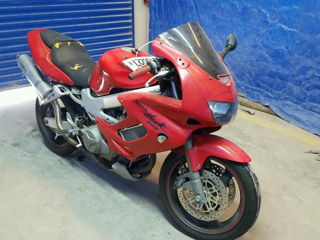 JH2SC36002M400264 - 2002 HONDA VTR1000 F RED photo 1